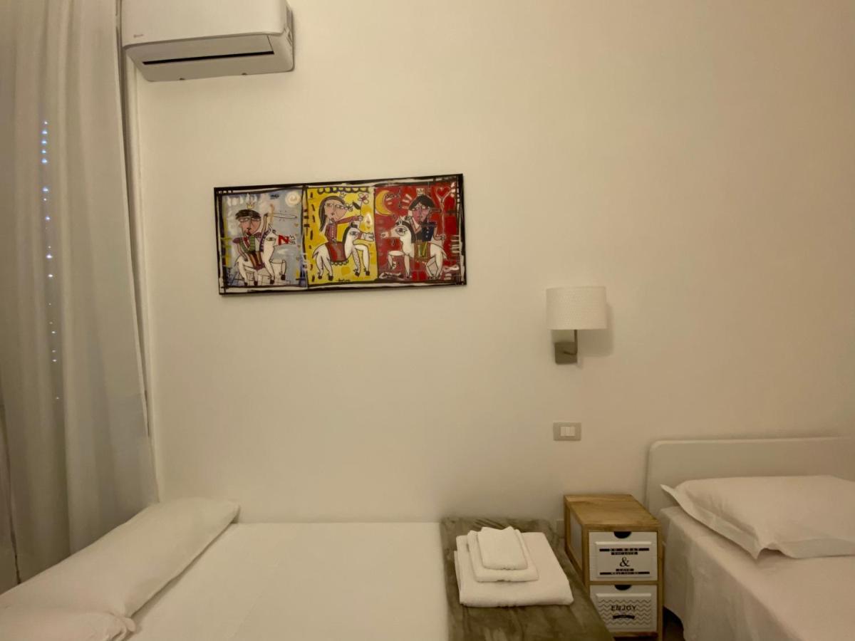 Casa Amurusa & Romantic Room Avola Exterior photo